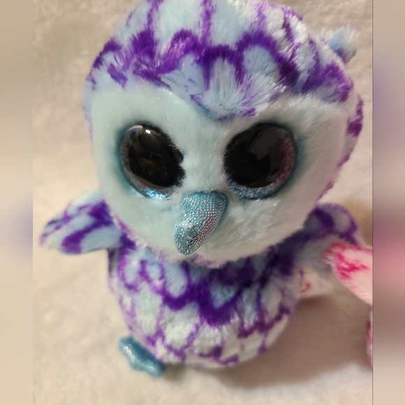 “Pinky the Barn Owl" and “Oscar the Barn Owl” Beanie Boo Plushes 6" - Picture 2 of 7